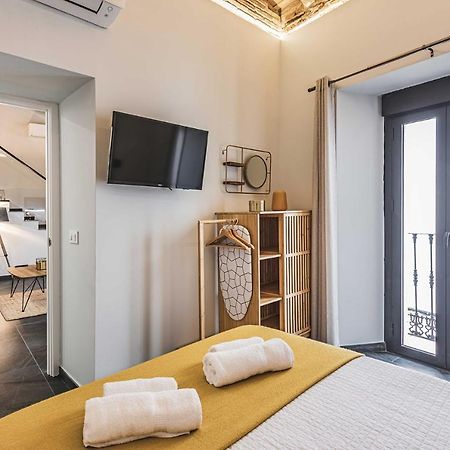 Apartamentos Caceres Central Suites מראה חיצוני תמונה