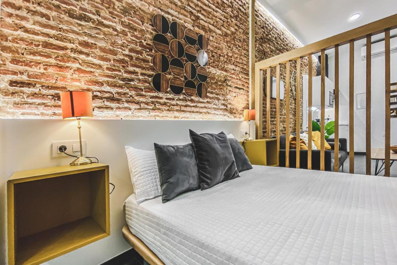Apartamentos Caceres Central Suites מראה חיצוני תמונה