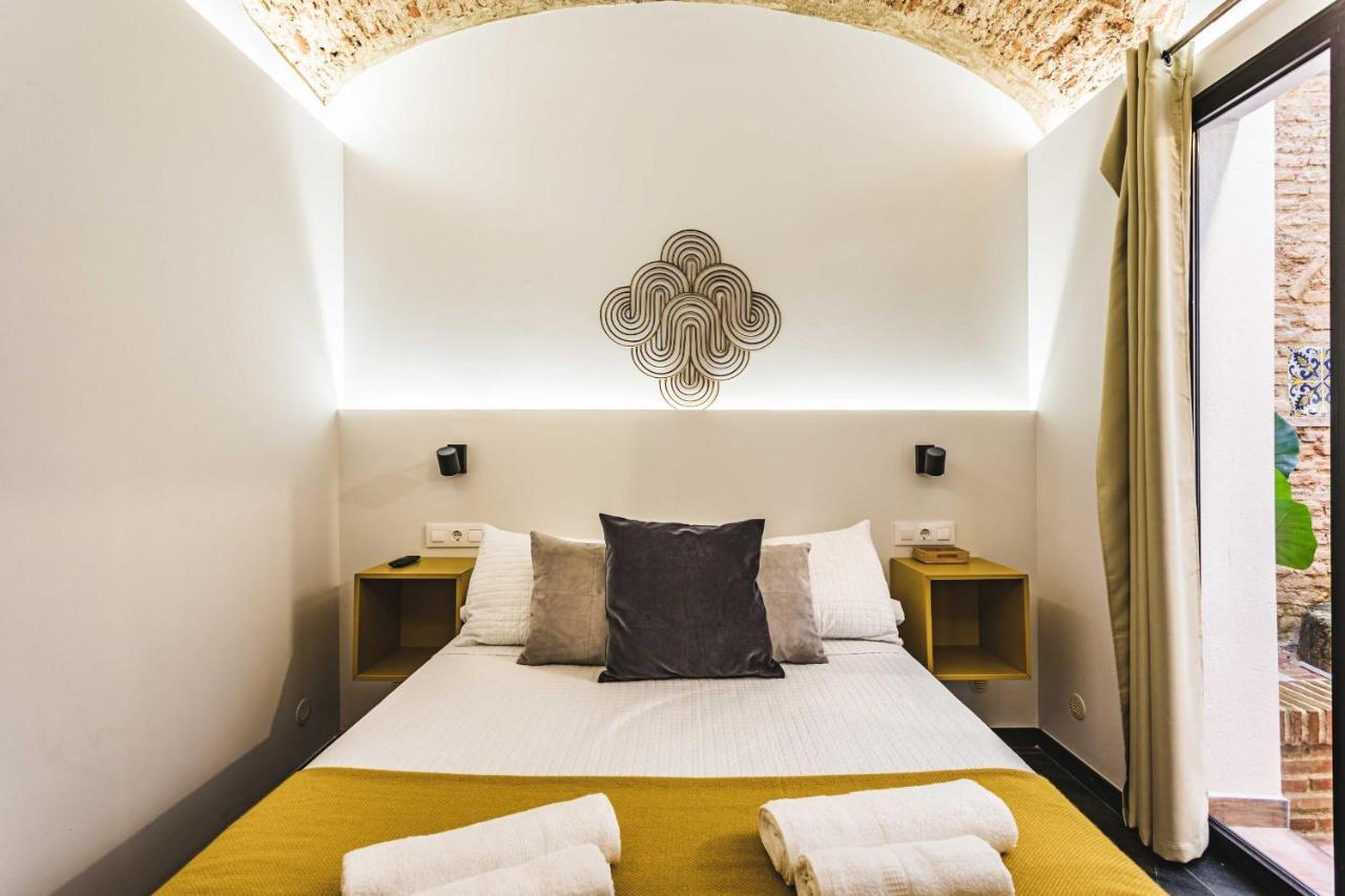 Apartamentos Caceres Central Suites מראה חיצוני תמונה