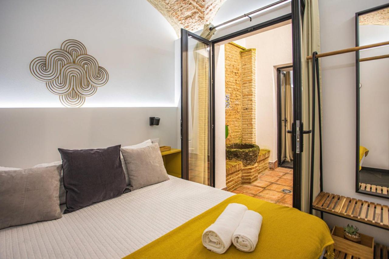 Apartamentos Caceres Central Suites מראה חיצוני תמונה
